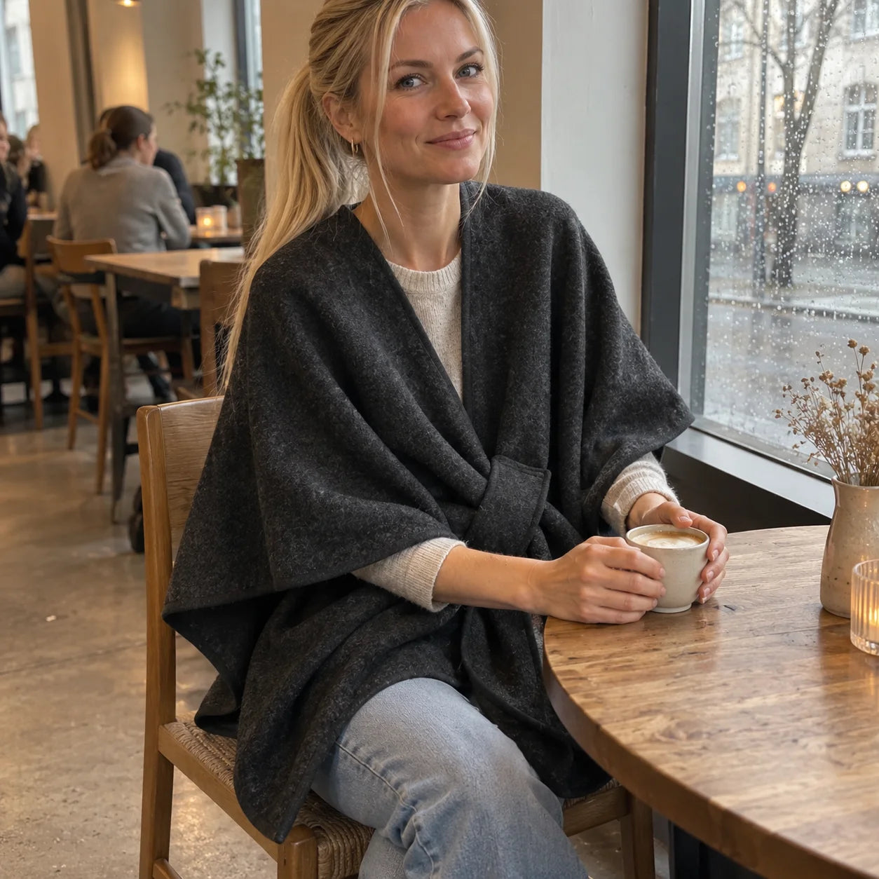 Kundbild av Lovelle Poncho